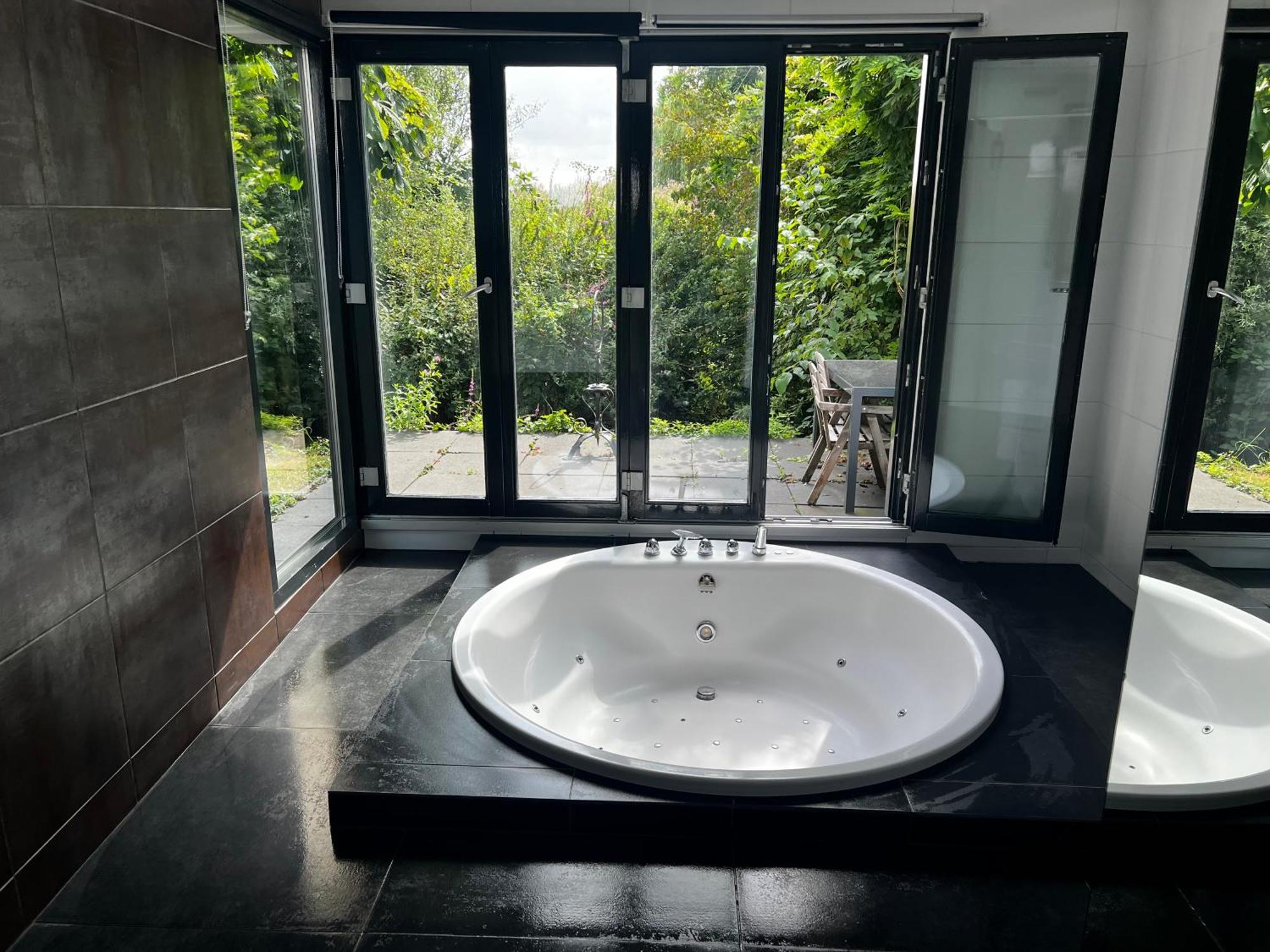 Bungalow Haarlem Amsterdam With Jacuzzi Vijfhuizen 외부 사진